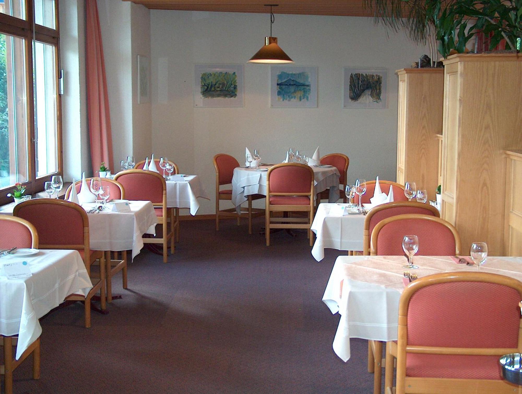 Hotel Aeschipark Aeschi Bei Spiez Екстериор снимка
