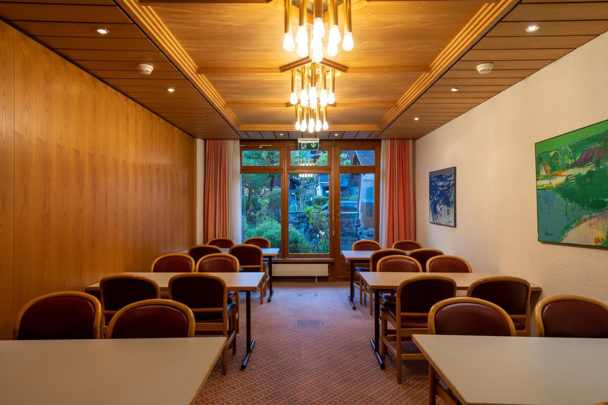 Hotel Aeschipark Aeschi Bei Spiez Екстериор снимка