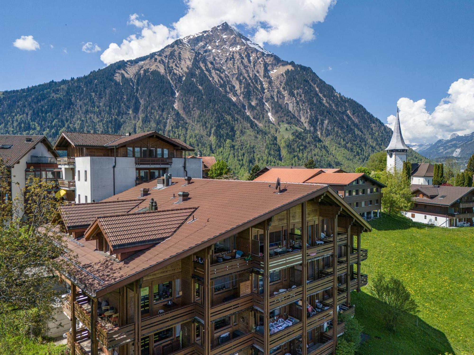 Hotel Aeschipark Aeschi Bei Spiez Екстериор снимка