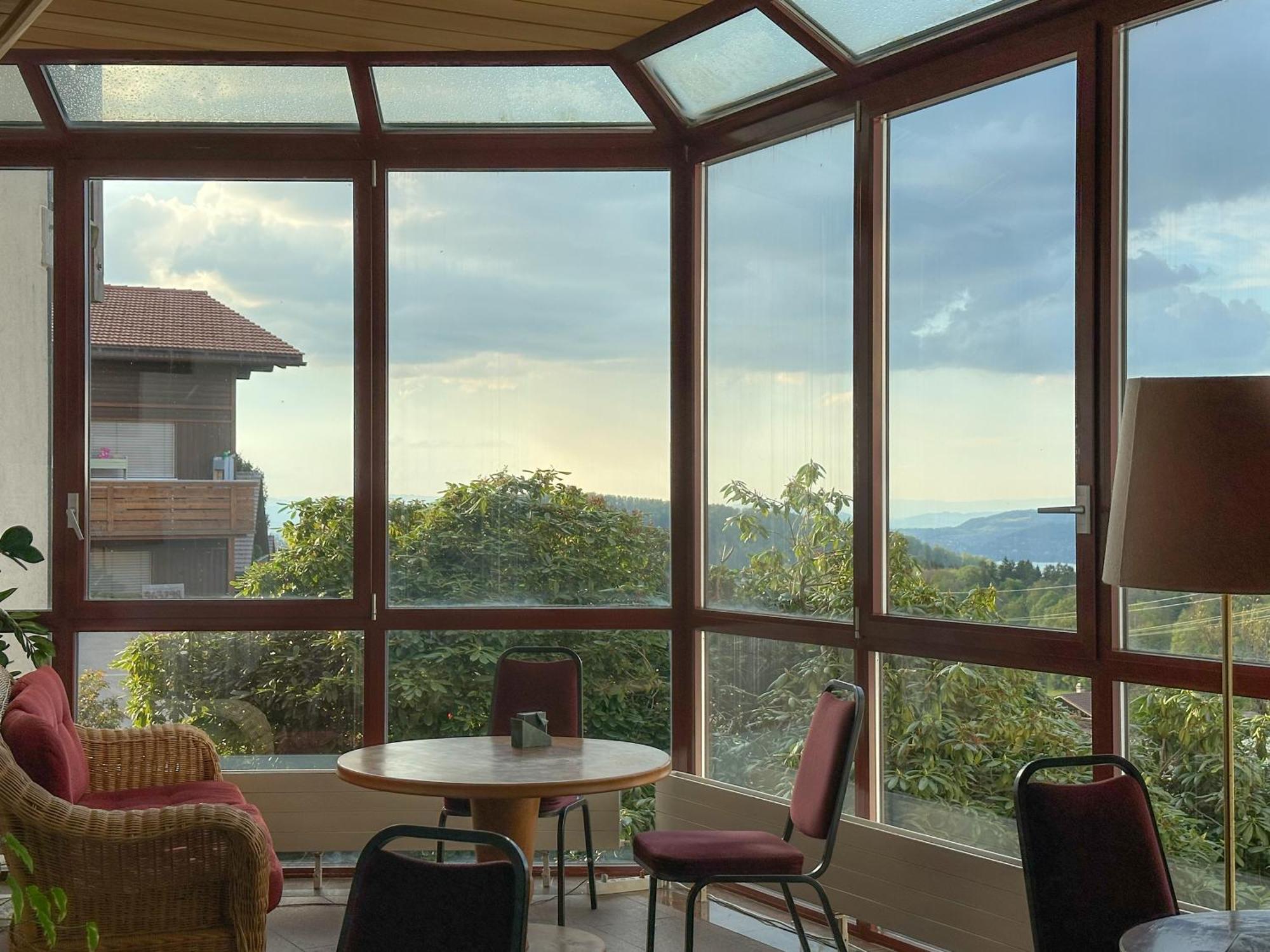 Hotel Aeschipark Aeschi Bei Spiez Екстериор снимка