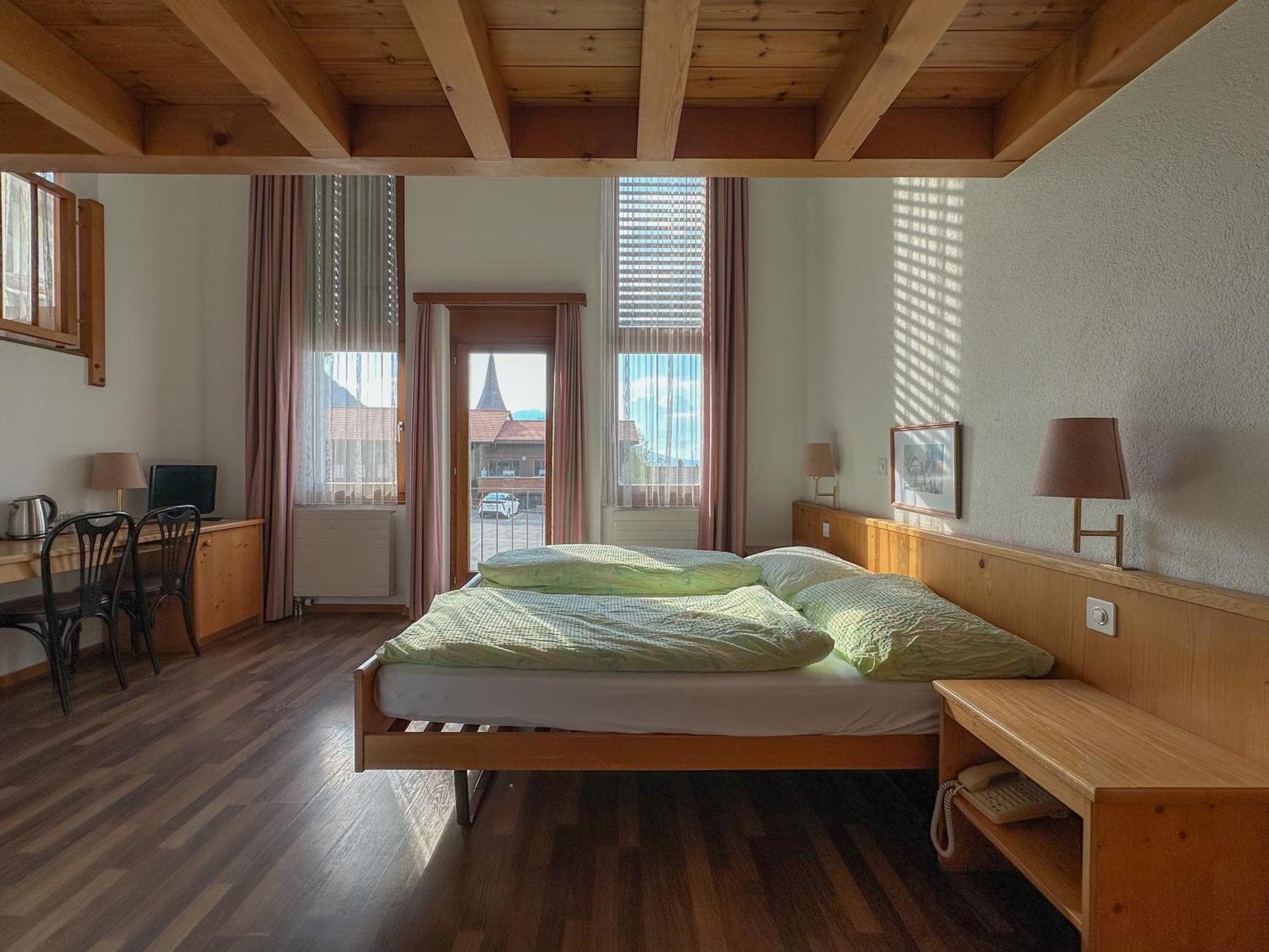 Hotel Aeschipark Aeschi Bei Spiez Екстериор снимка